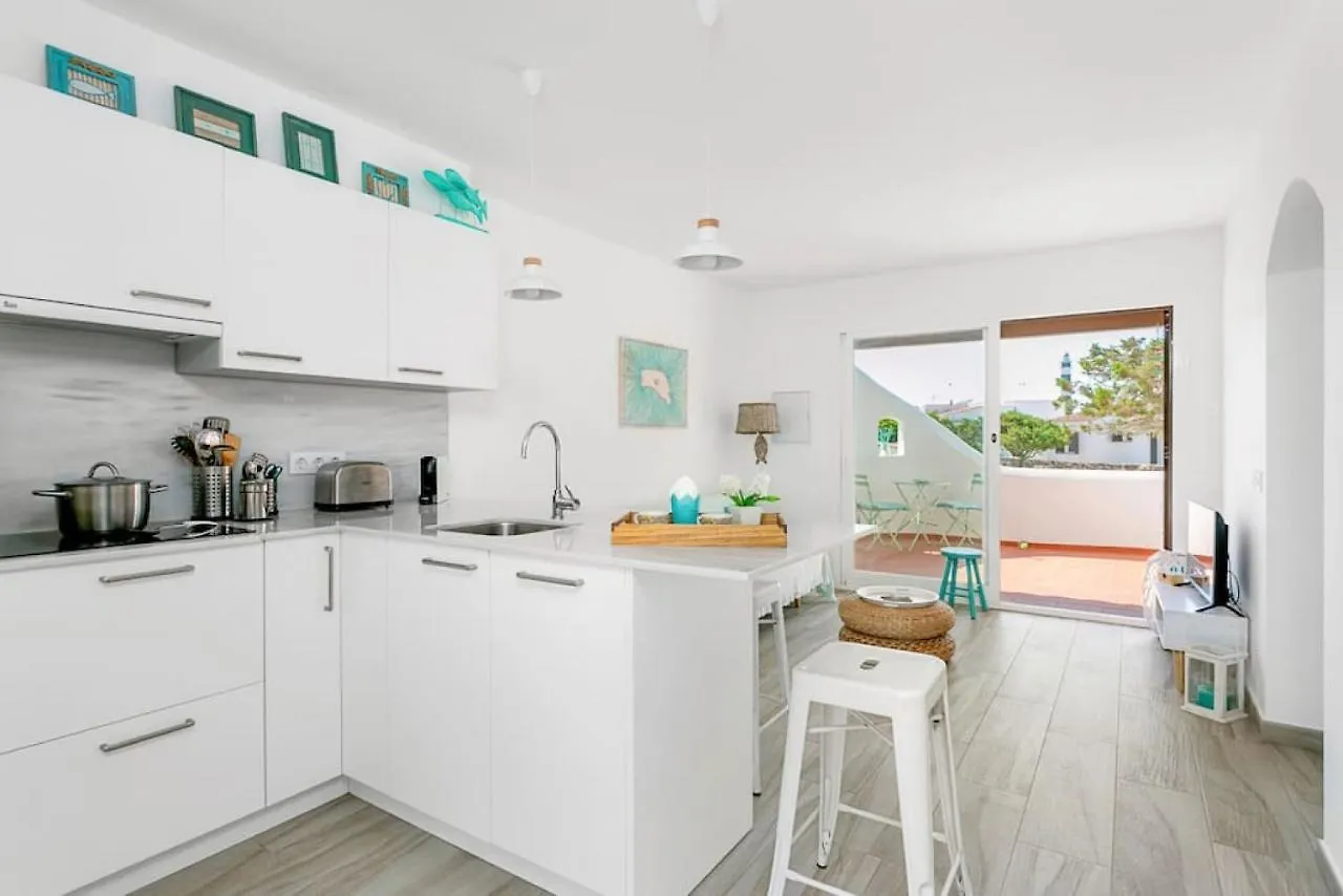 Blue Moon Apartment Cala'N Bosch   Cala'N Bosch (Menorca)